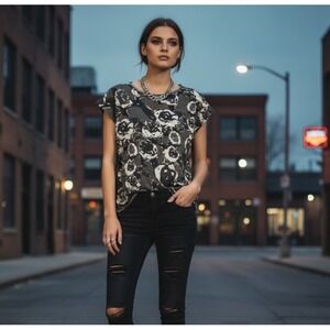 Allsaints‎ Abstract Floral Wool Knit Top Womens XS Green Urban Chic Oversized